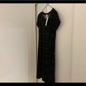Cute shift dress with plaid pattern